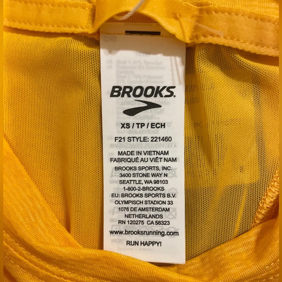 Brooks Saffron Atmosphere Sleeveless Top Size XS NWT. - Picture 3 of 7